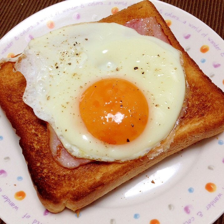 朝食に☆ベーコンエッグトースト